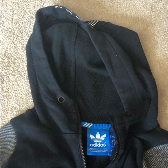 Sweatshirt - Picture 3 of 3